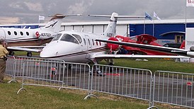 Raytheon Hawker 400XP N462XP.jpg