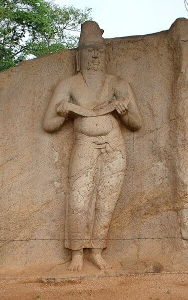 File:Relief of Parakramabahu in Polonnaruwa.jpg