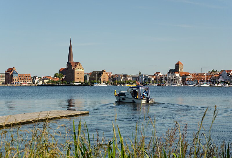 File:Rostock nördl Altstadt3.jpg