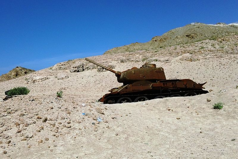 File:Russian Tank - Socotra island, Indian Ocean - Republic of Yemen.jpg