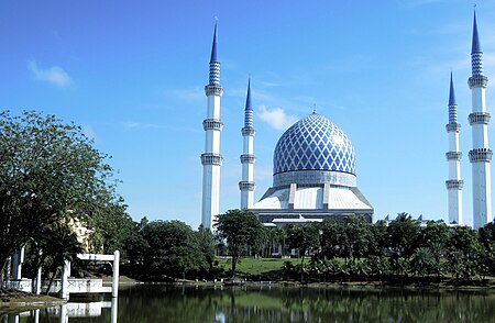 Fail:SA-masjid-sultan-salahuddin-tasik.jpg