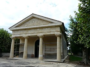 Saint-Avit-Saint-Nazaire temple Briands.JPG