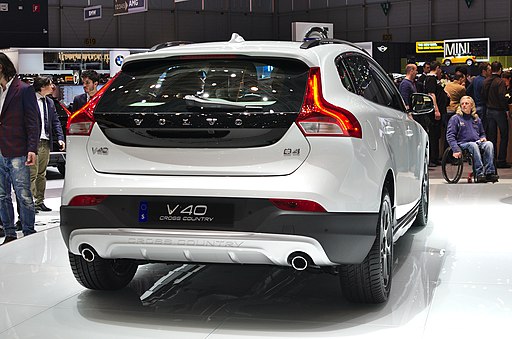 ボルボ V40を中古で買う 評価や故障頻度は 外車の時間