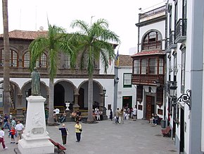 Ayuntamiento e Plaza de España