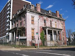 Penjual Mansion, Baltimore.jpg