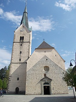 St. Elizabeth of Hungary Parish Church (Slovenj Gradec) 03.jpg