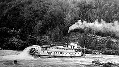 SS Inlander on the Skeena River at Kitselas Canyon, 1911