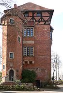 Stock tower Nienburg Weser remote side.jpg