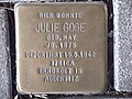 "Hier wohnte Julie Goge, geb. May, Jg. 1875, deportiert 15.5.1942 Izbica, ermordet in Auschwitz"