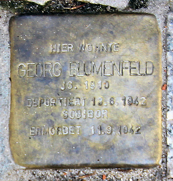 File:Stolperstein Nassauische Str 61 (Wilmd) Georg Blumenfeld.jpg