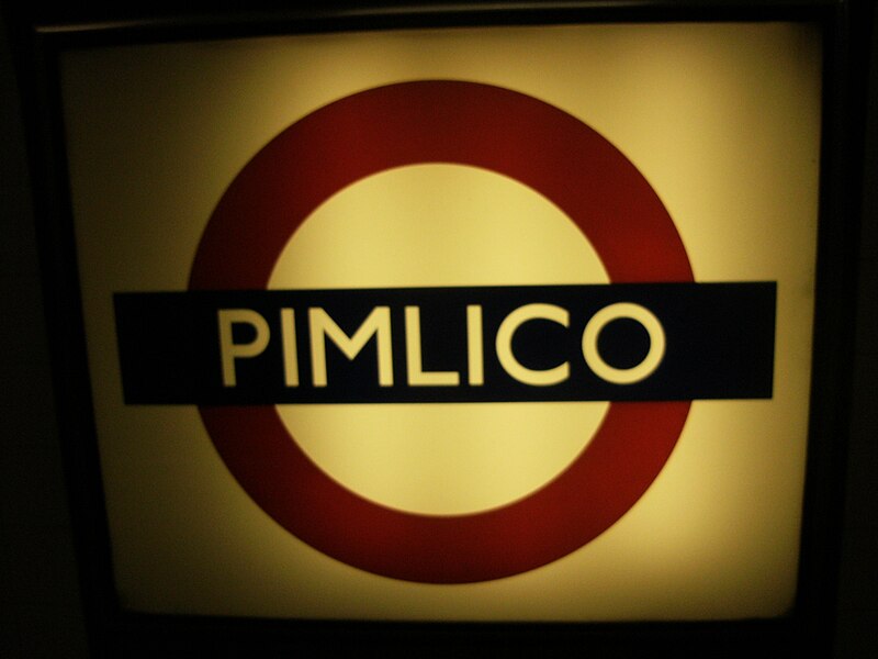 File:TfL roundel at Pimlico tube station, London 4 June 2011.jpg