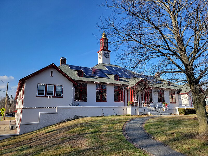 File:Town Hall, Plainfield CT.jpg