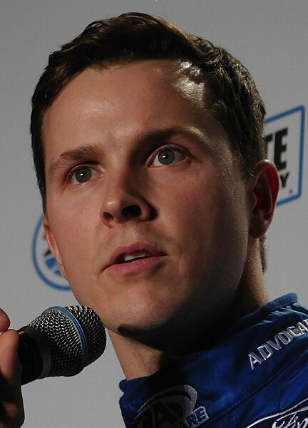 File:Trevor Bayne 2017 NASCAR Media Tour.jpg