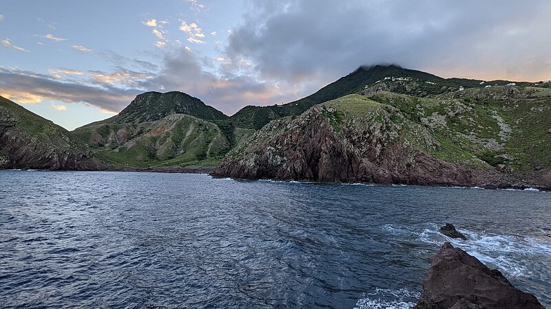 File:View of Spring Bay, Saba, from the Flat Point Tide Pools.jpg