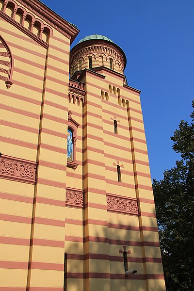 File:Wiki Šumadija XVI Church of St. Peter and Paul, Jagodina 632.jpg