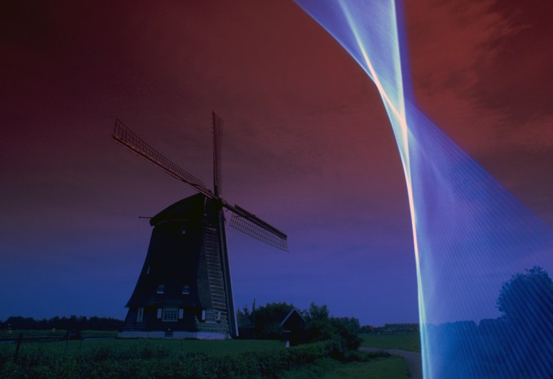 File:Wind light painting, double exposure, Windmill.tif