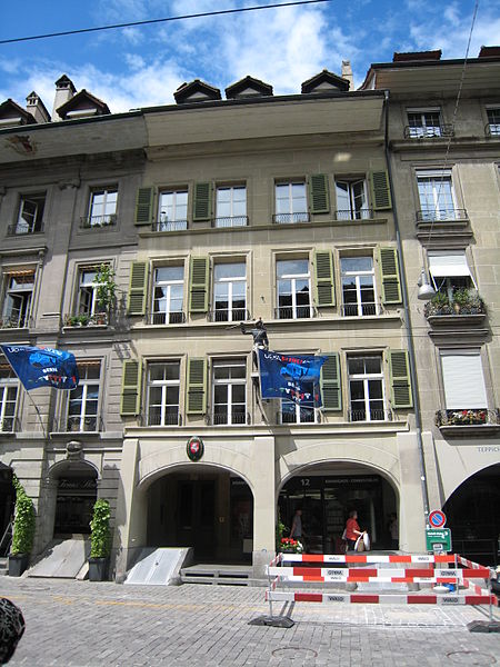 File:Zunfthaus zu Mohren, Kramgasse 12, Bern.jpg