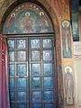 Église orthodoxe Saint-Serge - porte d'entrée de l'église.JPG