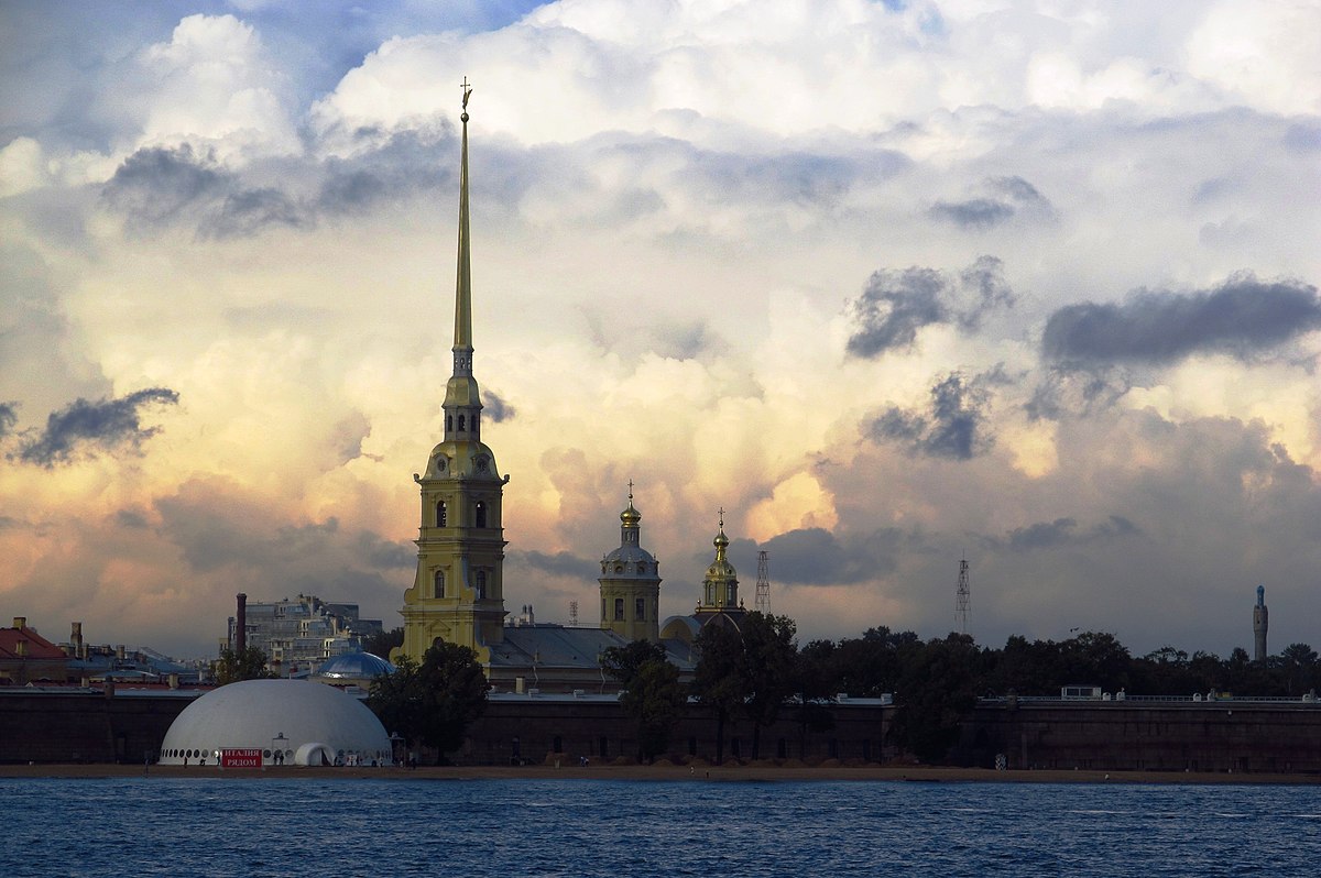 фото петропавловская крепость внутри в санкт петербурге