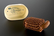 'Indexo' finger toothbrush, New York, United States, 1901-1919. It is made entirely of rubber, which has been shaped to fit over the index finger. 'Indexo' finger toothbrush, New York, United States, 1901-19 Wellcome L0058113.jpg