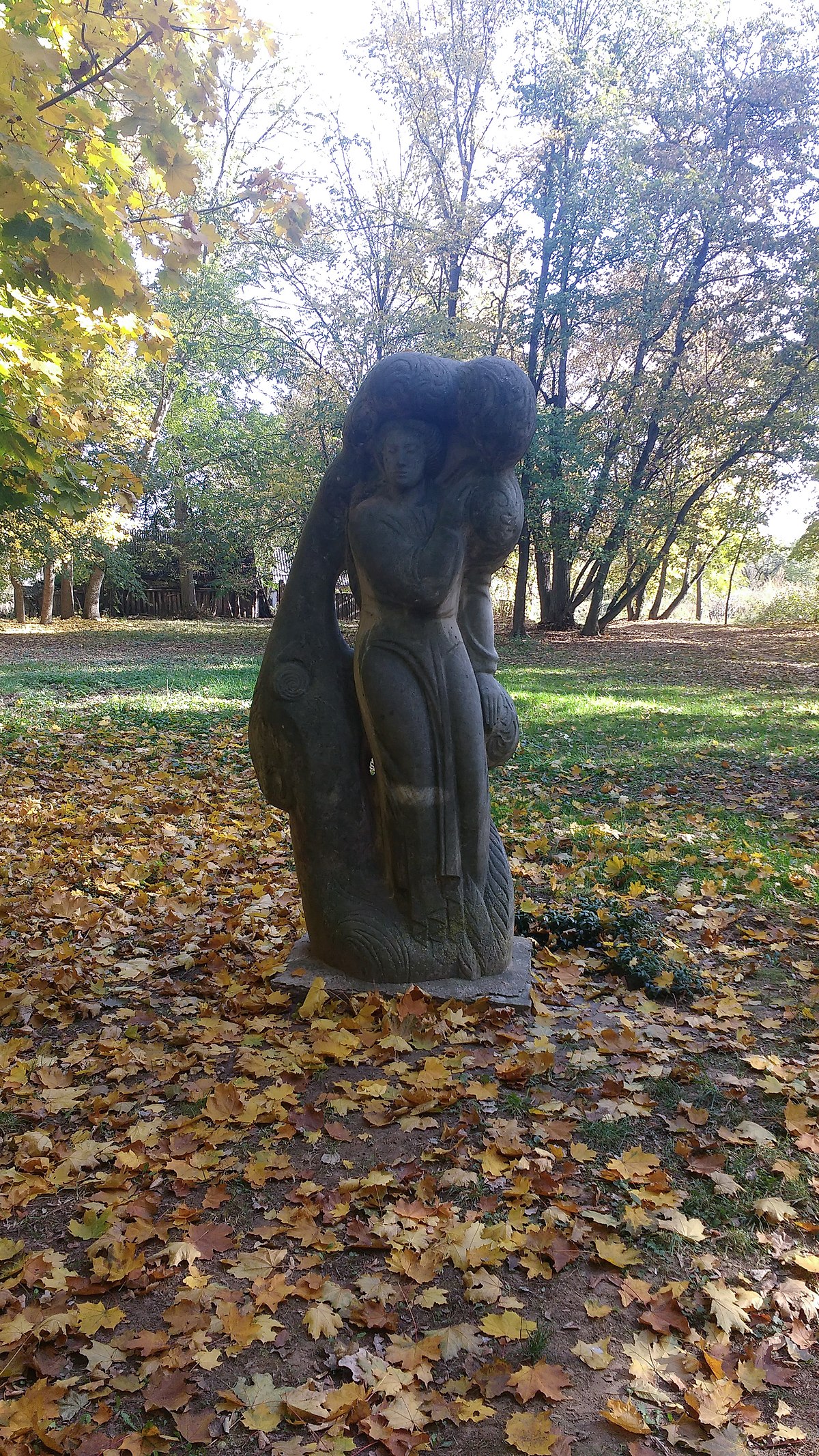 Файл:Скульптура Мотря, Батурин.jpg — Вікіпедія