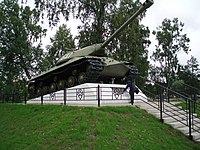 Tankki IS-3 Priozerskissä, Leningradin alueella, lähellä Korelan linnoitusta..jpg