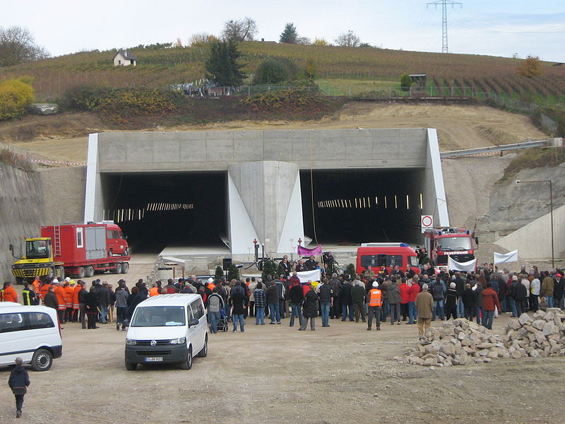 File:029 2010-10-31 11-46-00 Grube Katzenbergtunnel.JPG