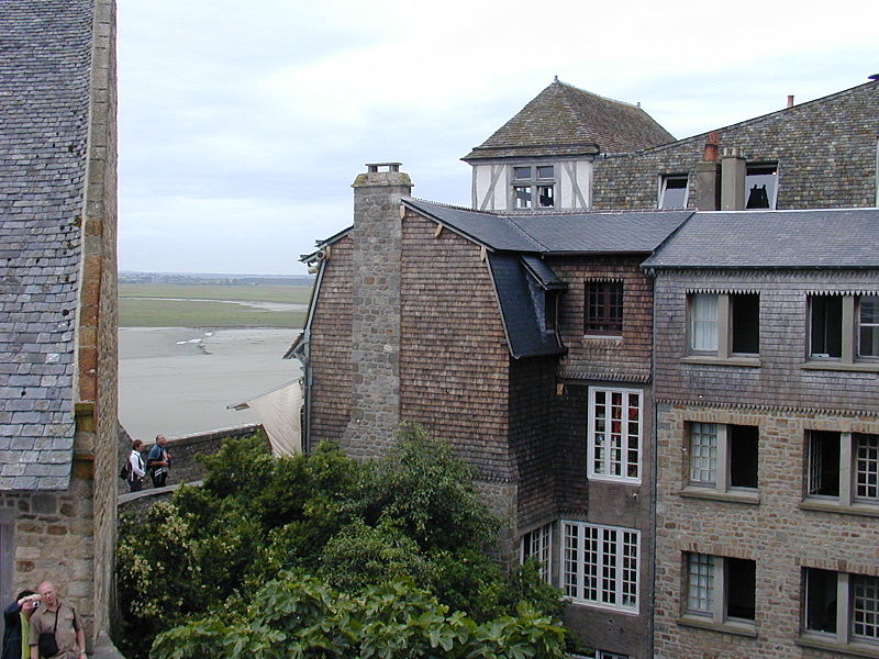 File:200506 - Mont Saint-Michel 22 - Houses.JPG