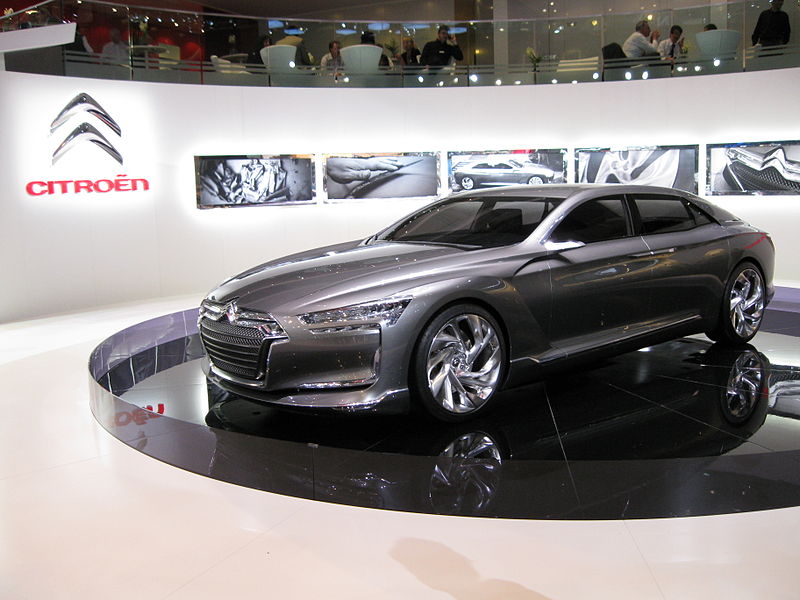 File:2011-03-04 Autosalon Genf 1307.JPG