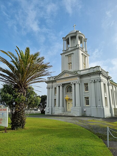 File:2022-05-31 St Mary's Catholic Church, Hokitika 2.jpg