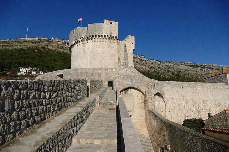 File:29.12.16 Dubrovnik Old City Walls 122 (31153268923).jpg