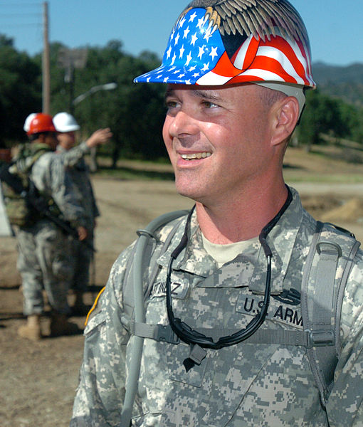 File:9-11 EMS Technician Serves In Reserve As Part of Operation Essayons DVIDS176949.jpg