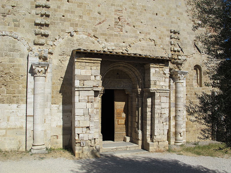 File:Abbazia di sant'antimo, 07 protiro.JPG