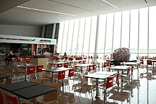 Food court at the departures concourse Aeropuerto de Guadalajara 7.jpg