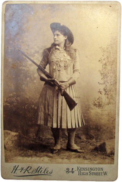 File:Annie-Oakley-by-H&R-Stiles-c1880s.png