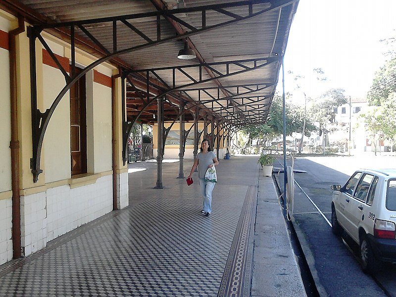 File:Antiga estação ferroviária (18984073923).jpg