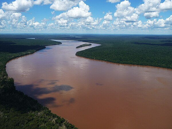 The river directly above Iguazu Falls