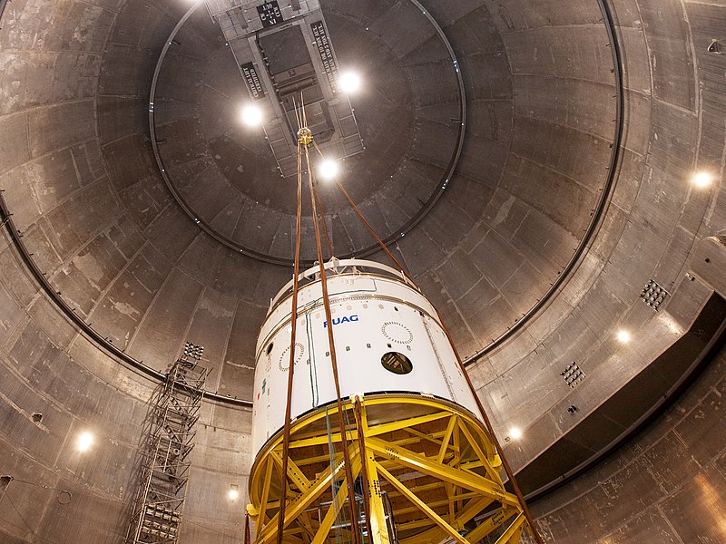 File:Ariane 5 Payload Fairing Test.jpg