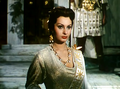 Attila il flagello di Dio (1954) Sophia Loren 7.png