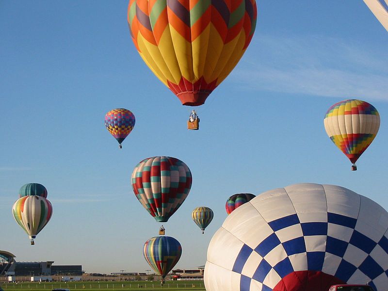 File:Balloon hot air.jpg