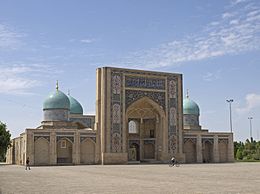 Barakhan Madrasah Tachkent.jpg