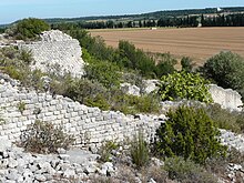 Mills below aqueduct Barbegal mill 06.jpg