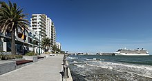 Station pier and Beacon Cove development in Port Melbourne