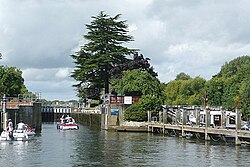 Bell Weir Lock