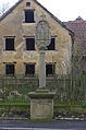 This is a picture of the Bavarian Baudenkmal (cultural heritage monument) with the ID D-6-78-150-7 (Wikidata) Bildstock, Lindacher Straße 7, Kolitzheim, Unterfranken, Deutschland