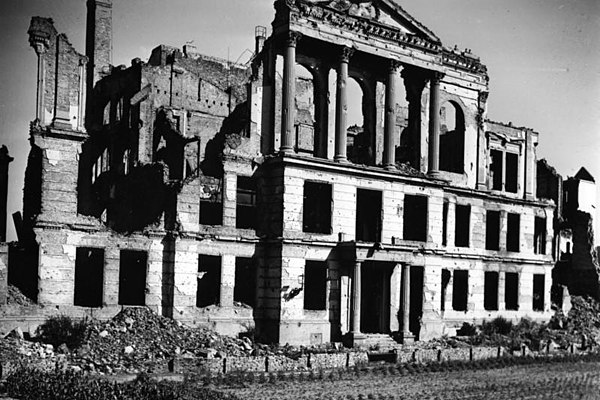 Ruins of the People's Court, as photographed in 1951