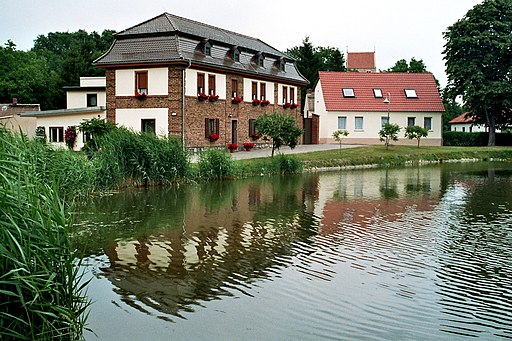 Cörmigk (Könnern), Haus An den Teichen 9