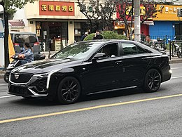 Cadillac CT4 004.jpg