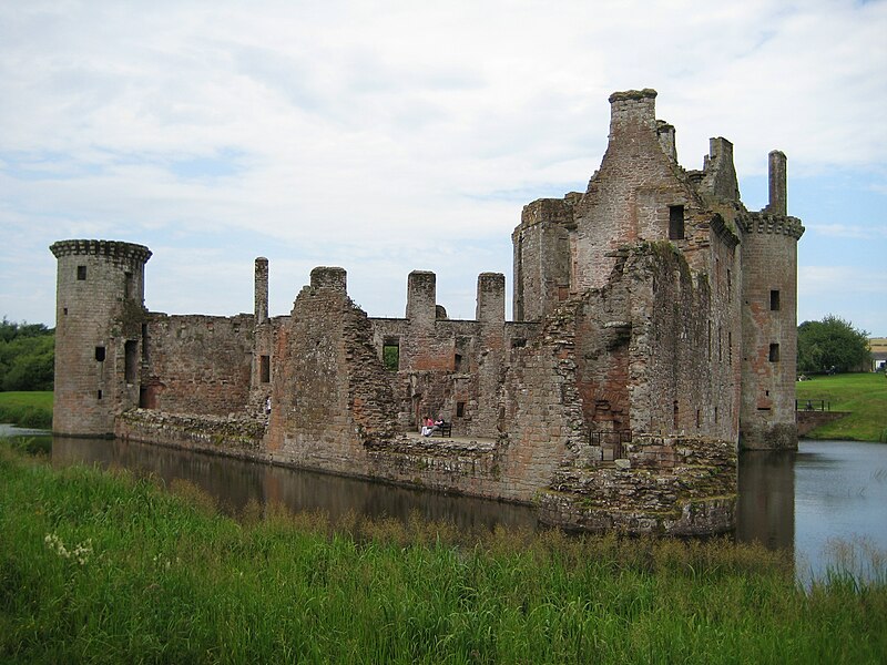 File:Caerlaverock Castle from the South East.JPG