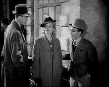 Arthur Askey (right) with Richard Murdoch (left) and Carole Lynne (centre) Carole Lynne en The Ghost Train 2 (1941).png